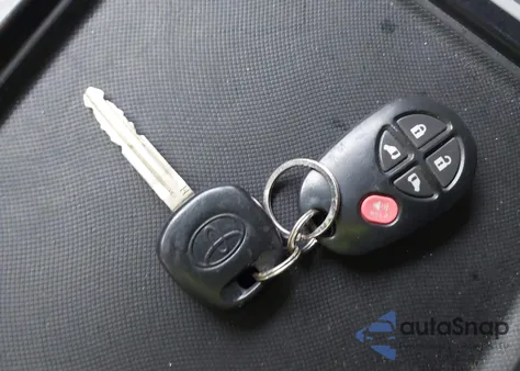 2017 Toyota Sienna Le 8 Passenger из США, поврежденный, VIN 5TDKZ3DC2HS826636